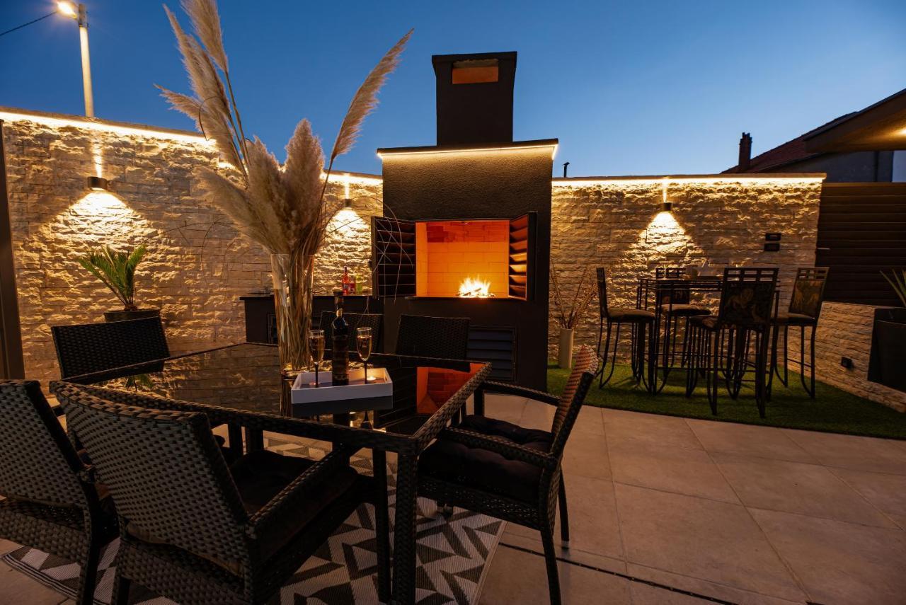 Tyra Delux Apartment Zadar Exterior foto